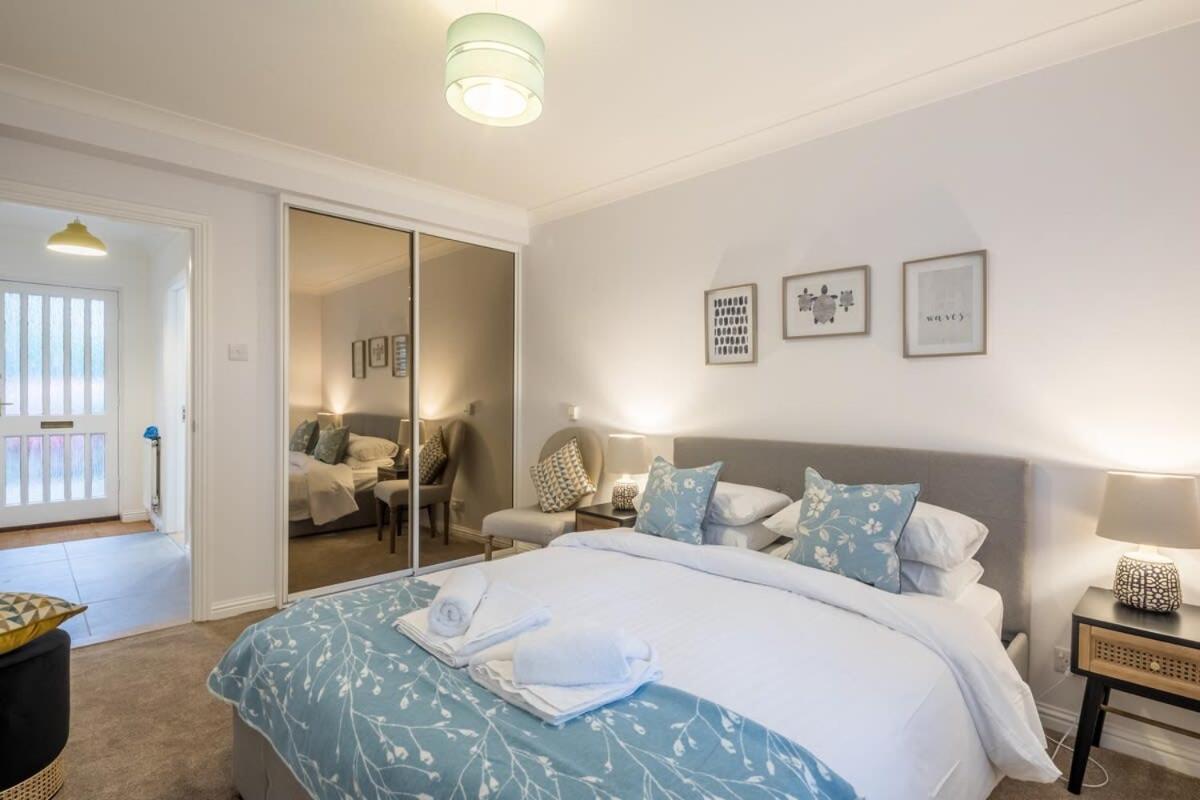 Lovely 1 Bed Apartment With Free Parking & Garden Cambridge-i reptér Kültér fotó